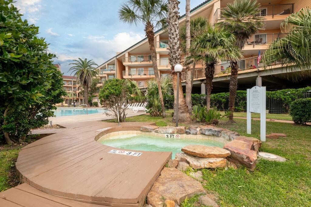 Baca Beach Escape I - 3 Pools - Pet Friendly Галвестон Екстер'єр фото